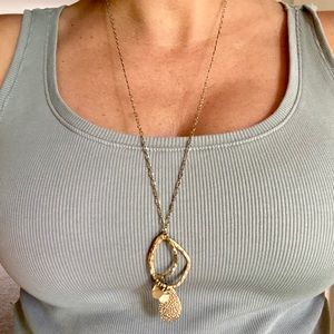 Gold Pendant Necklace